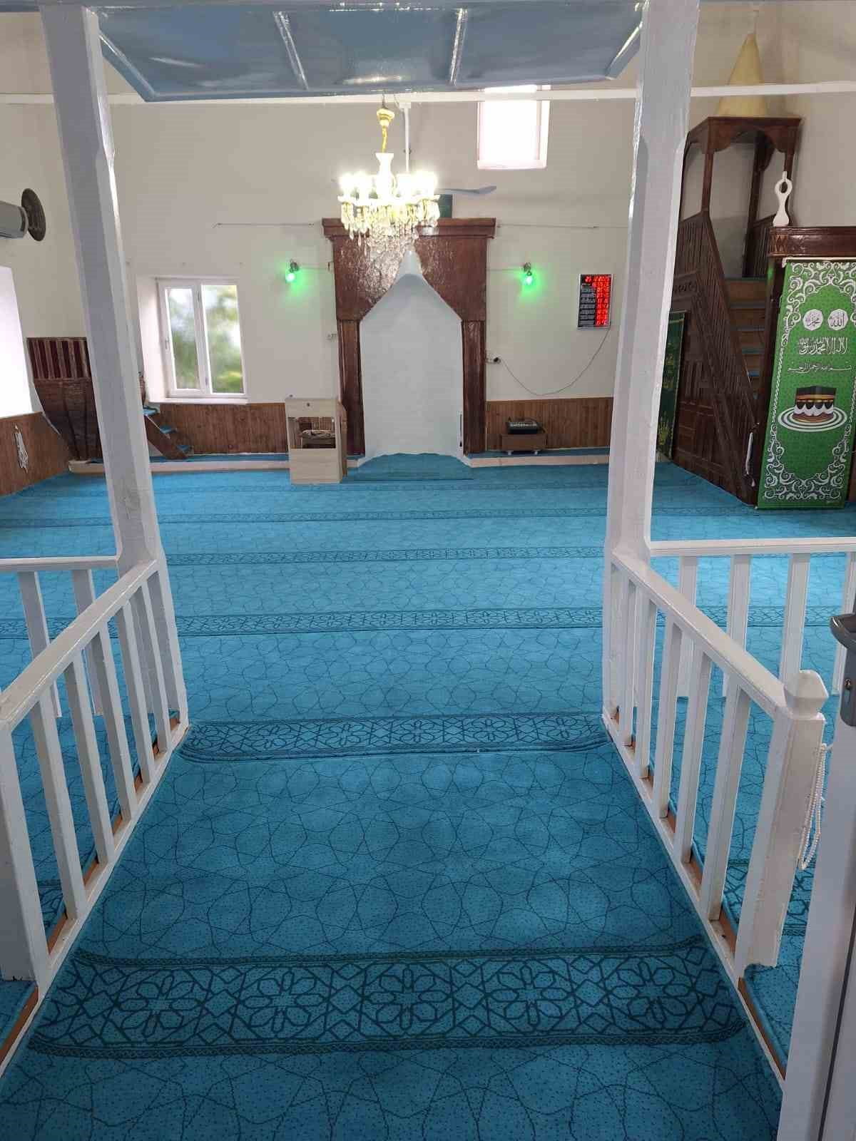 AYDIN'IN GERMENCİK İLÇESİNDE BULUNAN DAMPINAR CAMİİ’NİN İÇ VE DIŞ TADİLAT ÇALIŞMALARI...