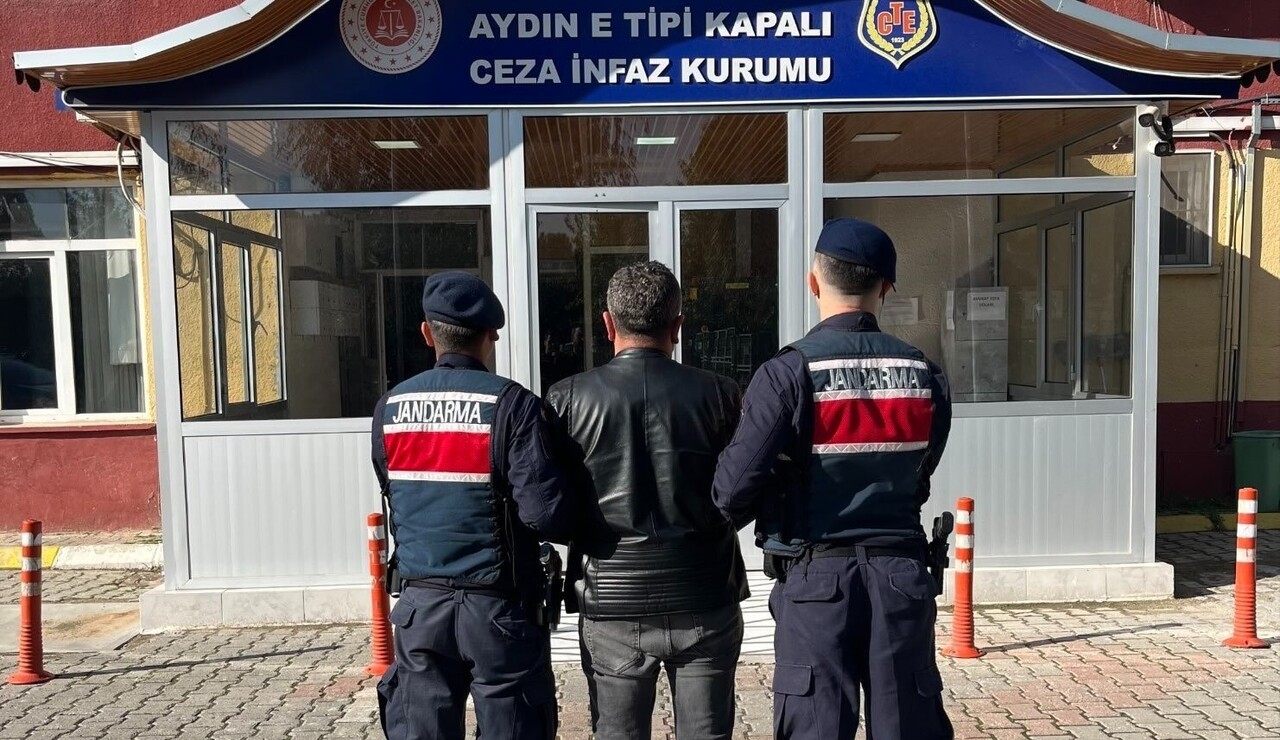 AYDIN'IN KÖŞK İLÇESİNDE JANDARMA EKİPLERİ TARAFINDAN KASTEN ADAM ÖLDÜRME SUÇUNDAN ARANAN VE...