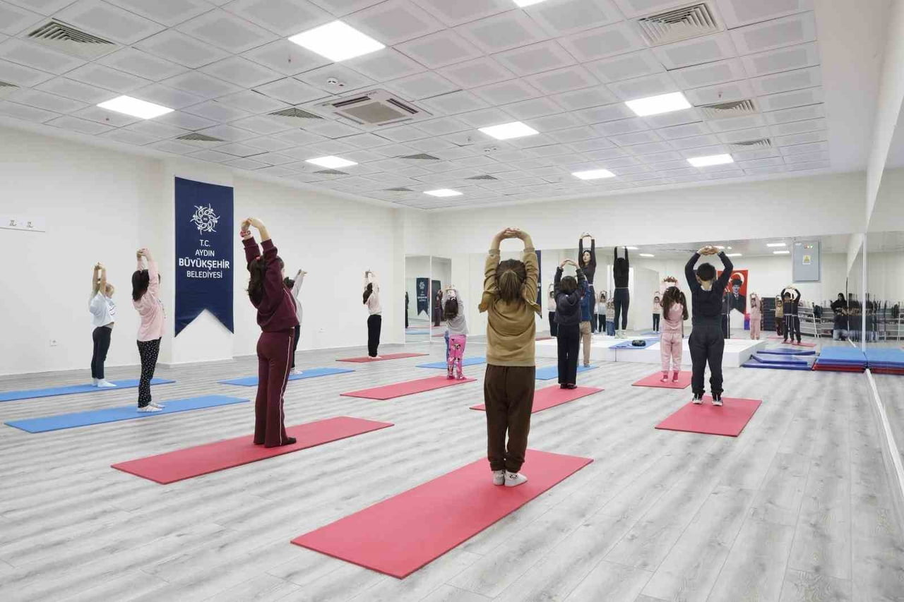 AYDIN BÜYÜKŞEHİR BELEDİYESİ TARAFINDAN DÜZENLENEN GÜZ DÖNEMİ ETKİNLİKLERİ KAPSAMINDA...