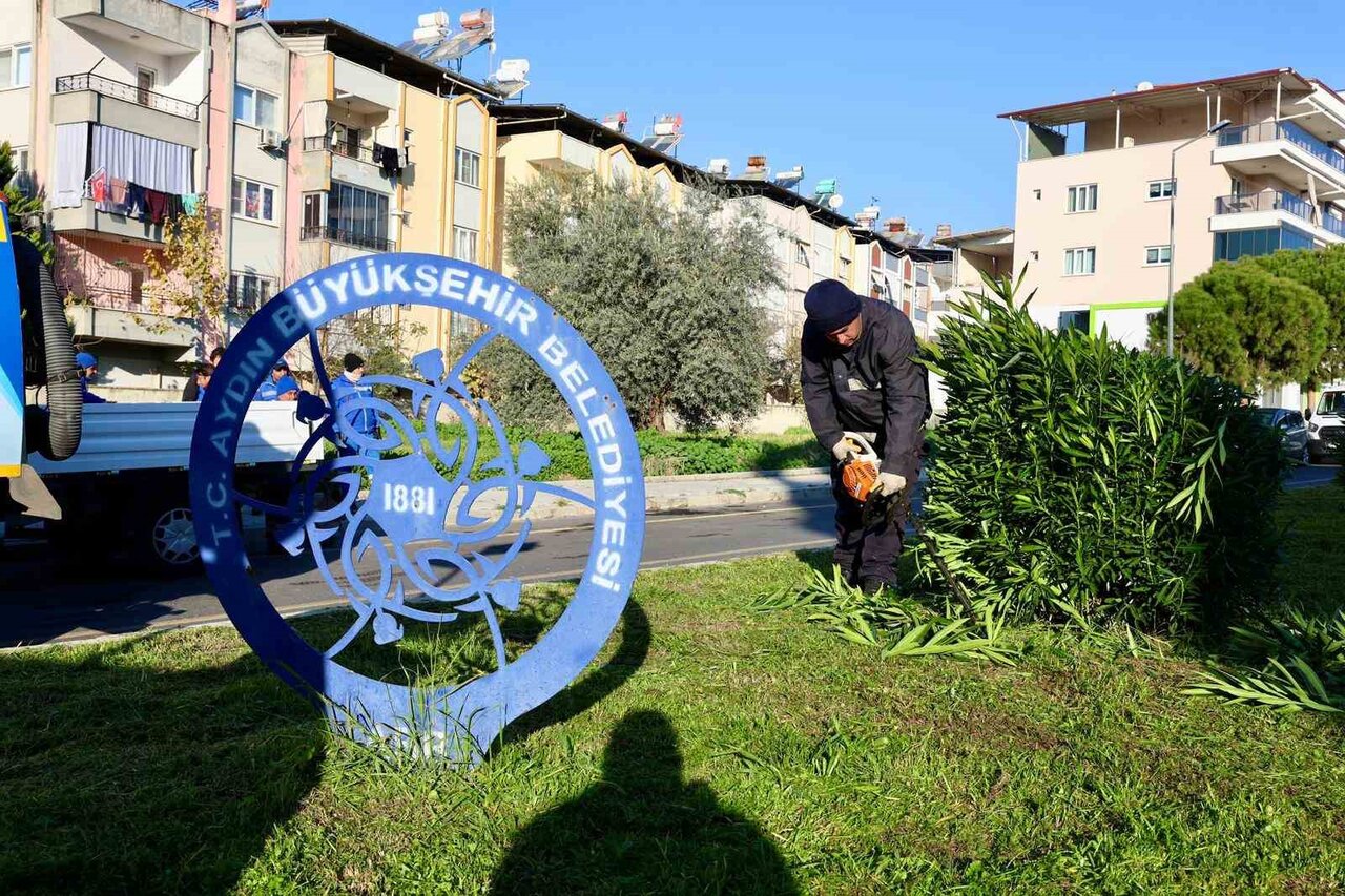 AYDIN BÜYÜKŞEHİR BELEDİYESİ TARAFINDAN KENT GENELİNDE HAYATA GEÇİRİLEN ÇALIŞMALAR DEVAM EDİYOR....