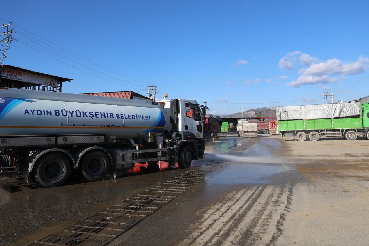 AYDIN BÜYÜKŞEHİR BELEDİYESİ TARAFINDAN KENTİN DÖRT BİR YANINDA HAYATA GEÇİRİLEN ÇALIŞMALAR DEVAM...