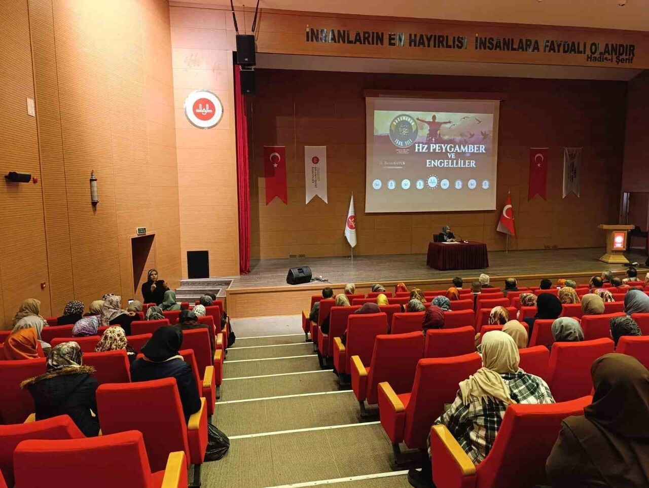 AYDIN’DA 'PEYGAMBERİMİZ VE ENGELLİLER' KONULU KONFERANS DÜZENLENDİ.