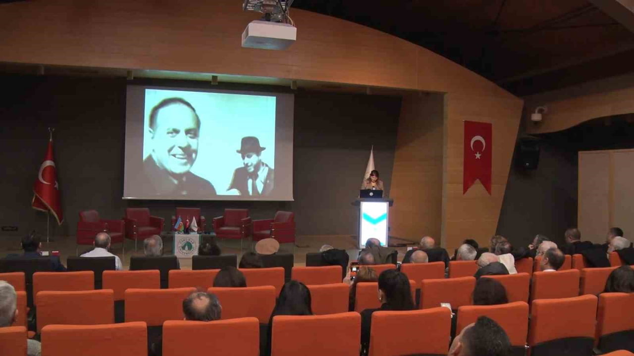 AZERBAYCAN’IN ESKİ CUMHURBAŞKANI HAYDAR ALİYEV, VEFATININ 22. YILINDA ÜSKÜDAR ÜNİVERSİTESİ’NDE...