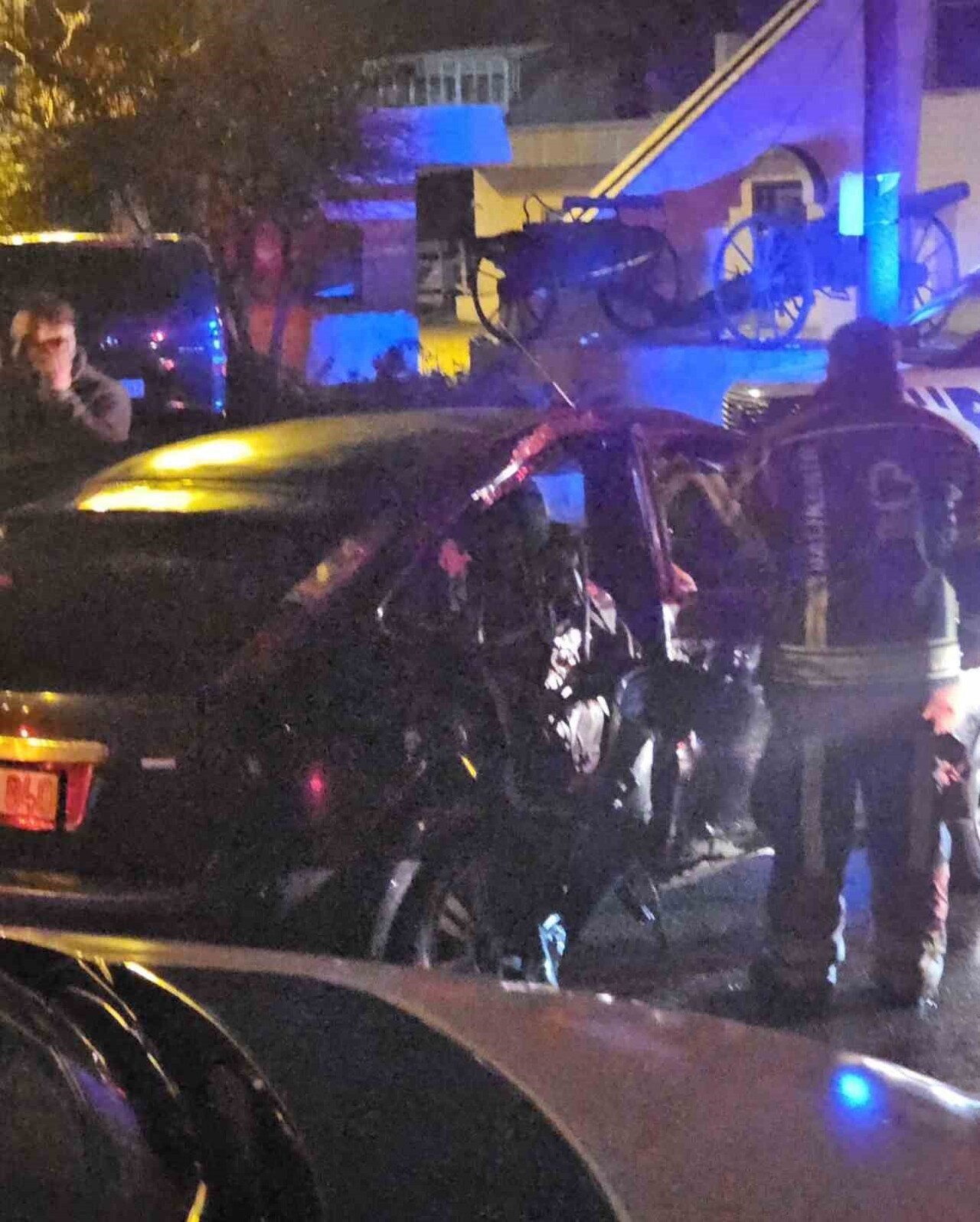 BALIKESİR'İN BANDIRMA İLÇESİNDE DÜN GECE MEYDANA GELEN TEK TARAFLI TRAFİK KAZASINDA 5 ÇOCUK...