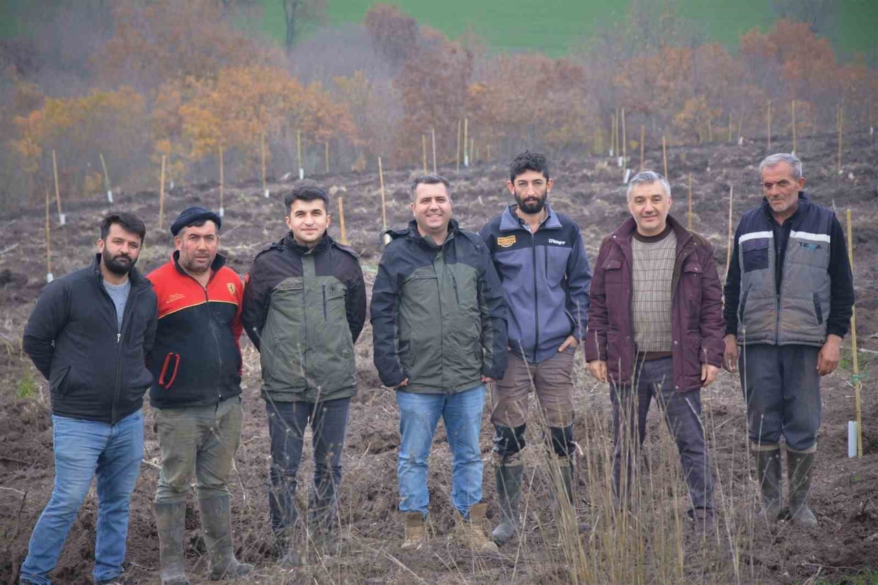 BALIKESİR’İN MANYAS İLÇESİNE BAĞLI KIRSAL ÇAKIRCA MAHALLESİ’NDE ORMAN KÖYLÜSÜNE YÖNELİK GELİR...