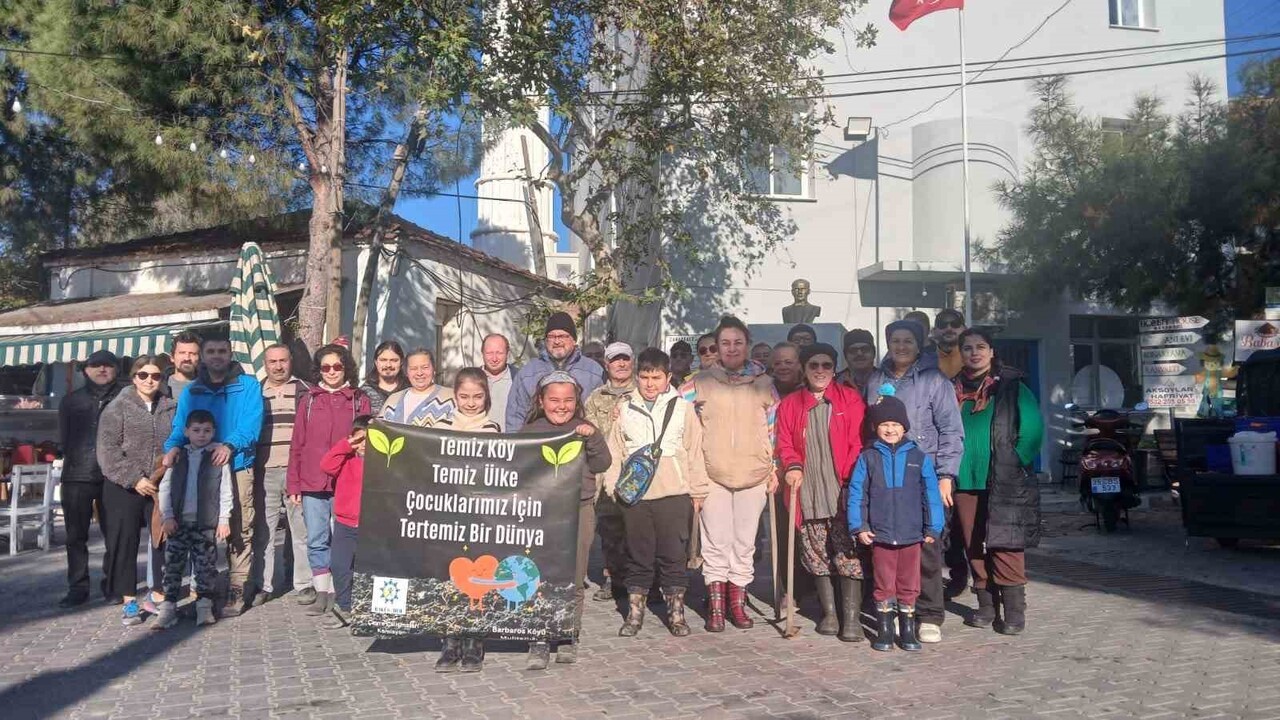 BARBAROS’TA YANAN ORMAN İÇİN UMUT YEŞERDİ: 500 MEŞE PALAMUDU TOPRAKLA BULUŞTU