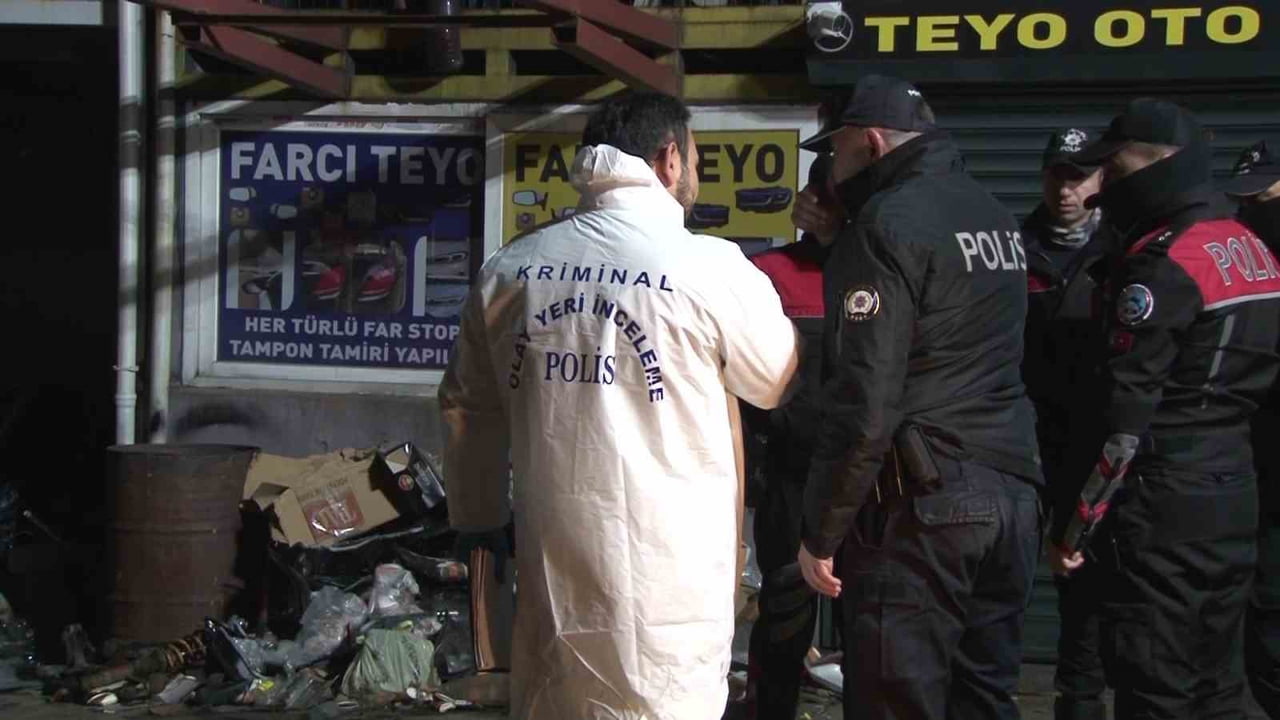 BAŞAKŞEHİR ATATÜRK OTO SANAYİ  SİTESİ’NDE ÇIKAN YANGINDA 1 KİŞİ HAYATINI KAYBETTİ