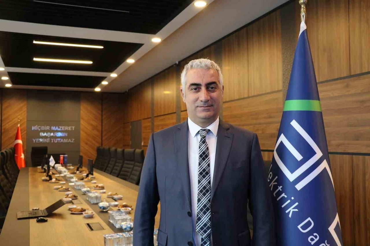 BAYBURT İL KOORDİNATÖRÜ BÜNYAMİN YILDIRIM, ARAS ELEKTRİK OLARAK KALİTELİ HİZMET ANLAYIŞINI MERKEZE...