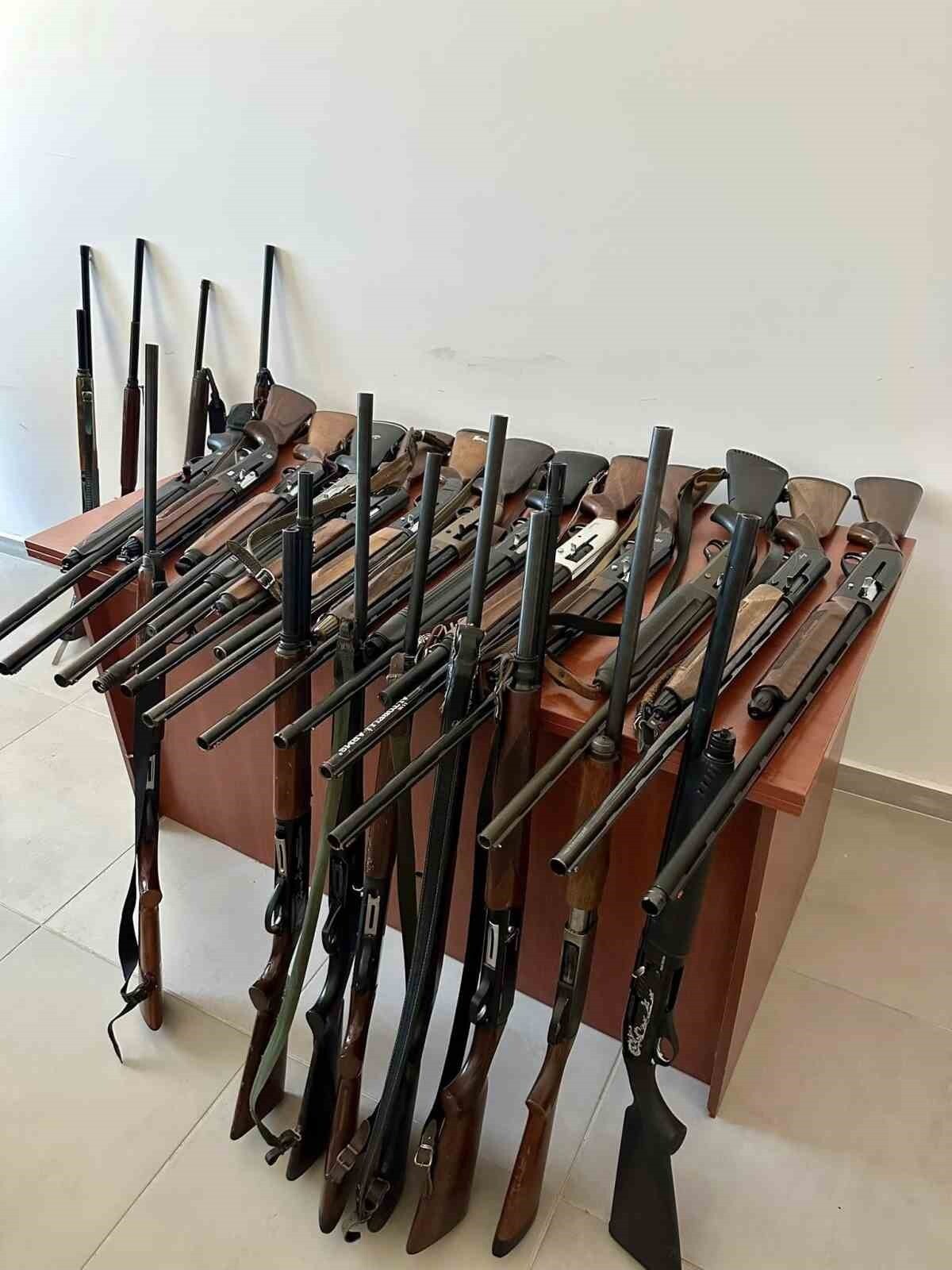 BAYBURT’TA 25 AV TÜFEĞİ İHALE USULÜYLE SATILDI