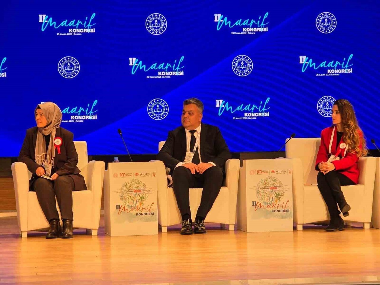 BAYBURT’TA GÖREV YAPAN ÖĞRETMEN II. MAARİF KONGRESİ’NDE SUNUM YAPTI