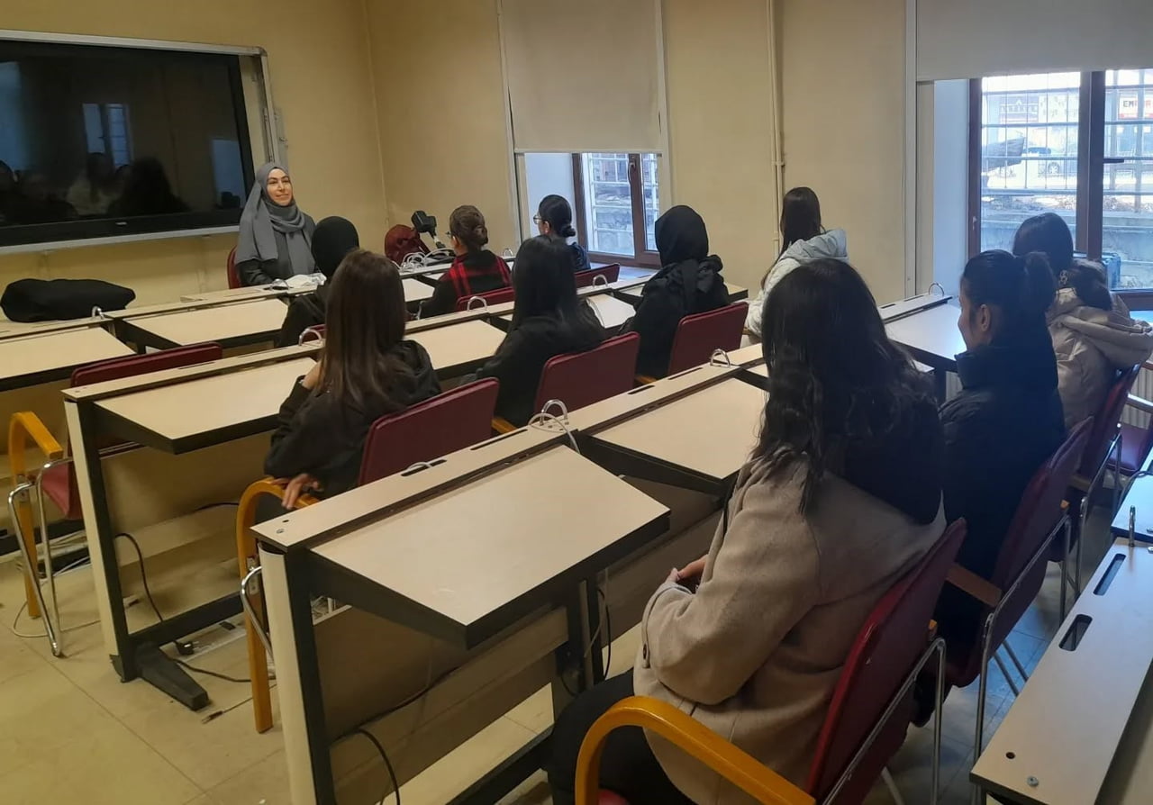 BAYBURT’TA LİSE ÖĞRENCİLERİNE YÖNELİK SÖYLEŞİ PROGRAMI DÜZENLENDİ