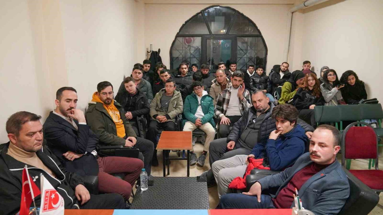 BAYBURT ÜNİVERSİTESİ BİLİM İLETİŞİMİ OFİSİ’NİN BİLİMLE TOPLUMU BULUŞTURAN "Bİ’ BULUŞMA"...