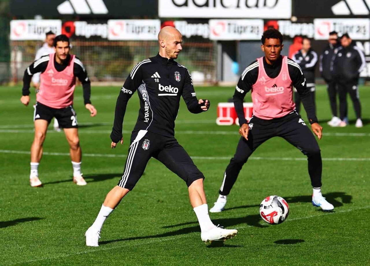 BEŞİKTAŞ, TRENDYOL SÜPER LİG'İN 16. HAFTASINDA DEPLASMANDA TRABZONSPOR İLE OYNAYACAĞI...