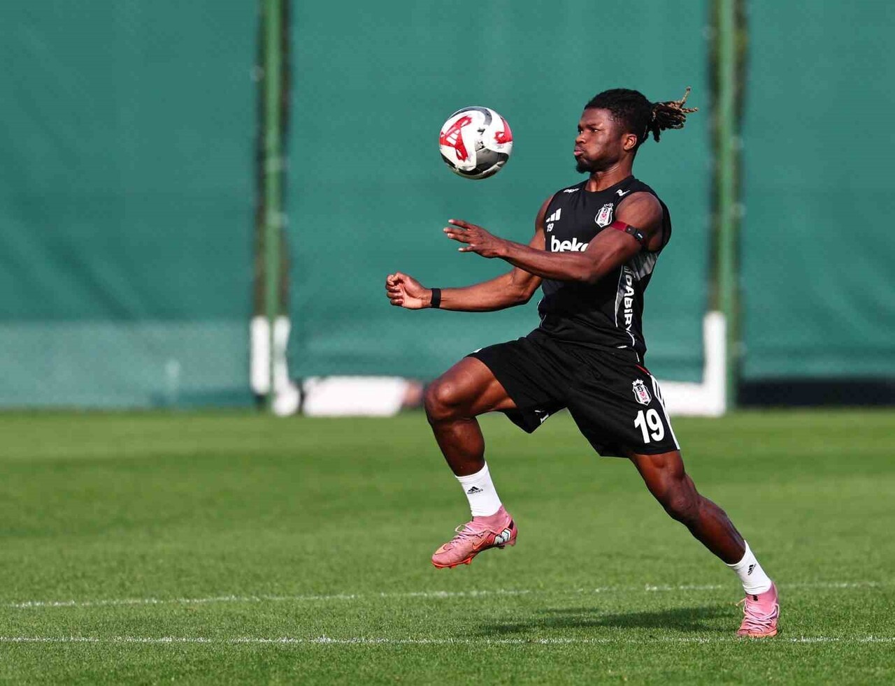 BEŞİKTAŞ, TRENDYOL SÜPER LİG’DE GAZİANTEP FK İLE OYNAYACAĞI MAÇIN HAZIRLIKLARINA, BU SABAH YAPTIĞI...