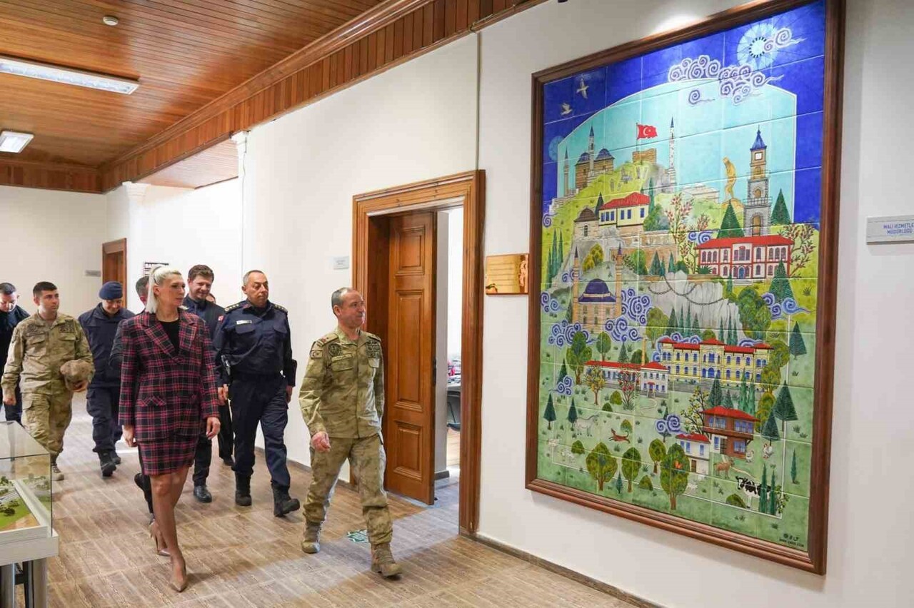 BİLECİK BELEDİYESİNDE JANDARMA ZİRVESİ