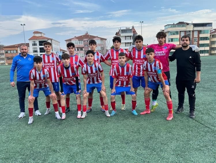 BİLECİK U16 GENÇ LİGİ HEM SEVK VERİYOR, HEM DE GELECEĞE UMUT