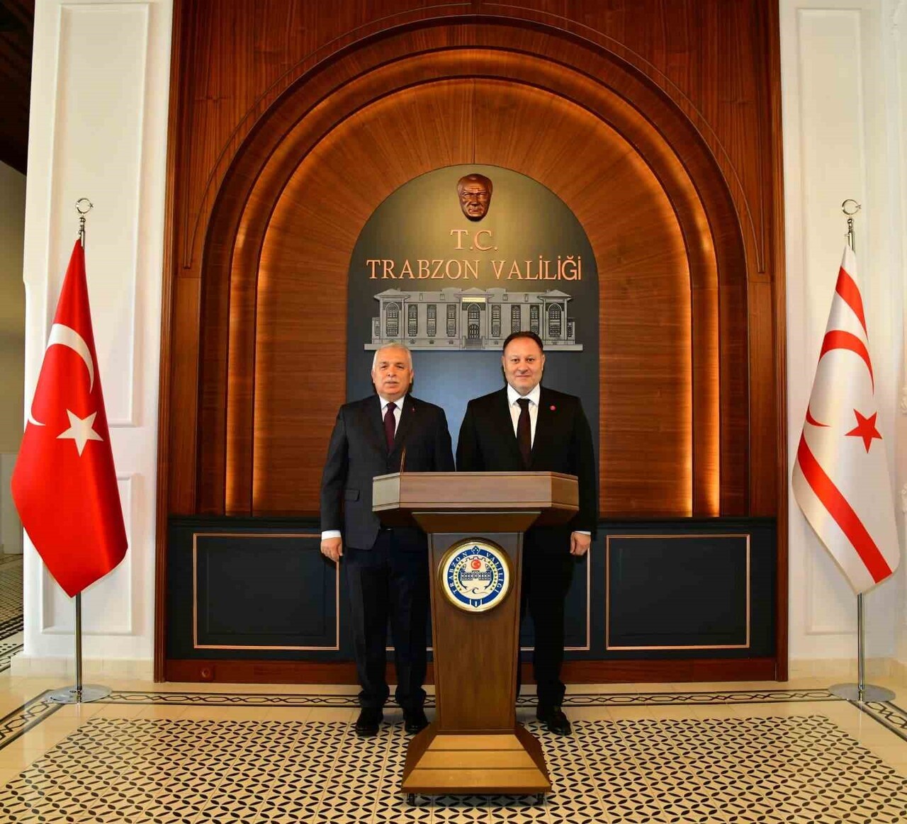 BİR DİZİ TEMASLARDA BULUNMAK ÜZERE TRABZON’A GELEN KUZEY KIBRIS TÜRK CUMHURİYETİ (KKTC) CUMHURİYET...