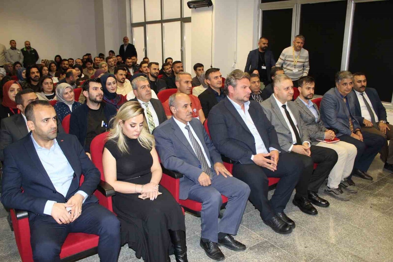 BİTLİS'İN TATVAN İLÇESİNDE TATVAN DEVLET HASTANESİ TARAFINDAN 29 KASIM TIBBİ SEKRETERLER GÜNÜ...