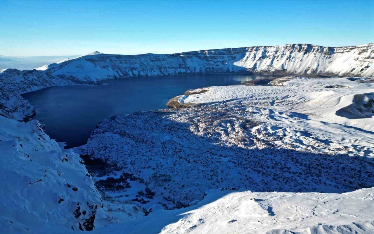 BİTLİS’İN AHLAT, GÜROYMAK VE TATVAN İLÇE SINIRLARI İÇİNDE BULUNAN NEMRUT KALDERASI, VAN GÖLÜ VE...