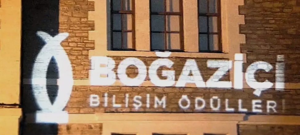 Boğaziçi Bilişim Ödülleri'nde "Devler Ligi" Oylaması Başladı!