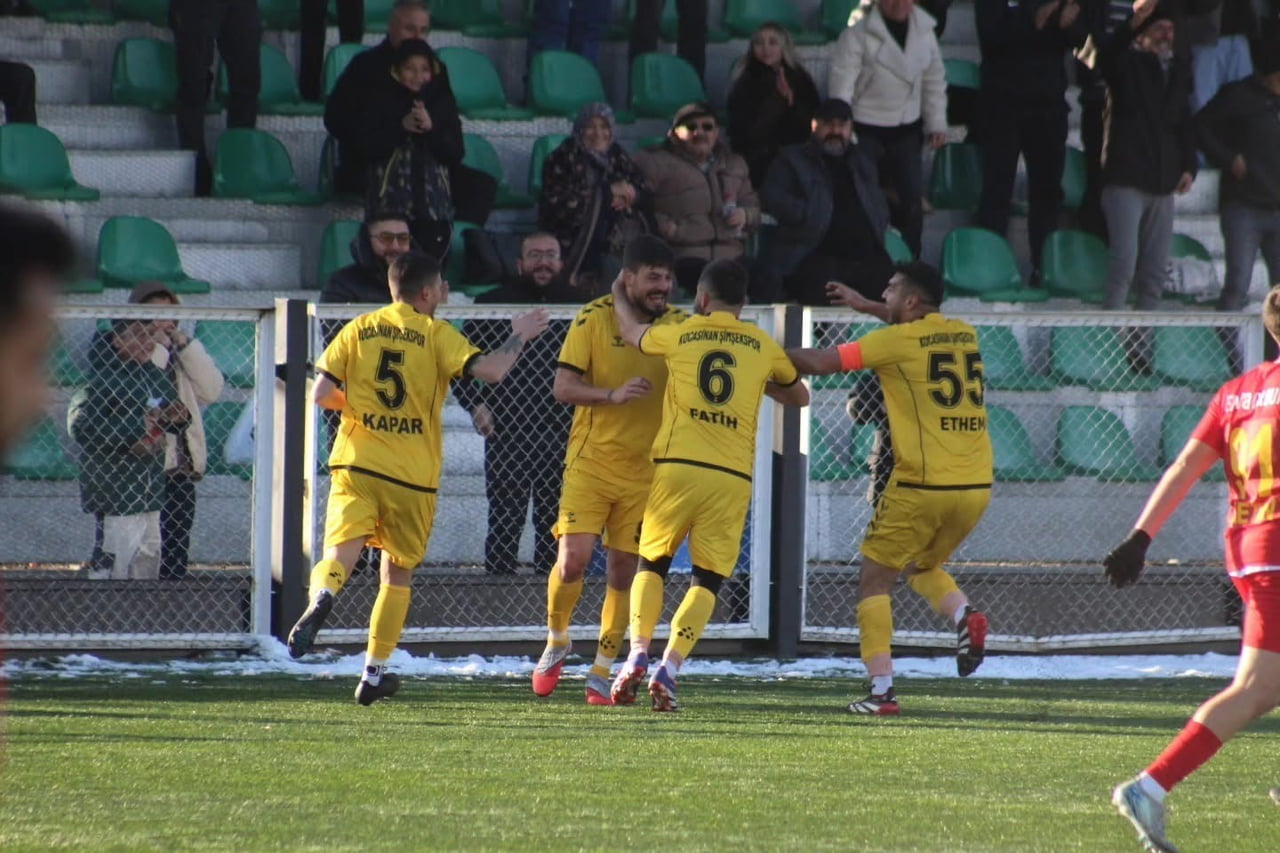 BÖLGESEL AMATÖR LİG (BAL) 2. GRUP 12. HAFTA MAÇINDA KOCASİNAN ŞİMŞEKSPOR, SAHASINDA MALATYASPOR’U...