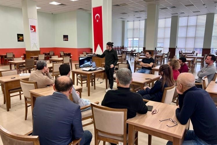 BŞEÜ'DE KÜTÜPHANE PERSONELİNE ERİŞİLEBİLİRLİK EĞİTİMİ VERİLDİ