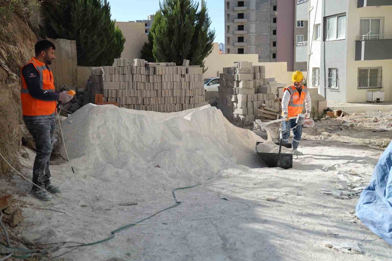 BU YIL ZORLU BİR SÜREÇTEN GEÇEN İNŞAAT SEKTÖRÜ, 2026’YA UMUTLA BAKIYOR. DAİMFED GENEL BAŞKANI...