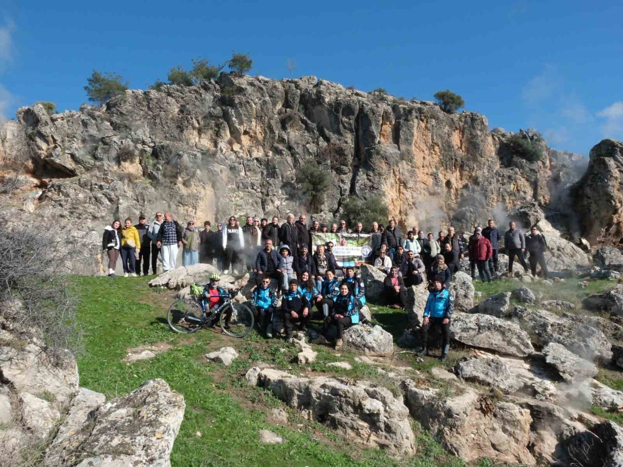 BUHARKENTLİLER ‘DOĞA VE TARİH’ İÇİN YÜRÜDÜ