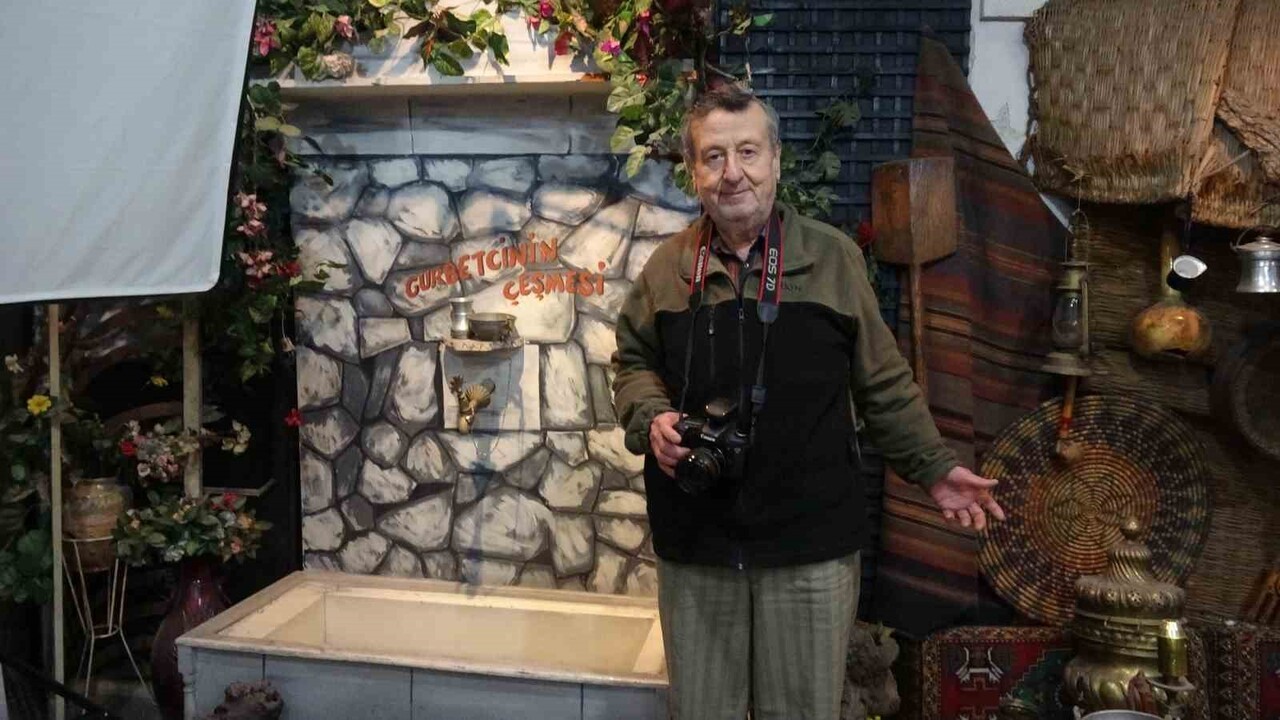 BURDUR'DA BÜYÜK DEDESİNDEN MİRAS OLARAK KALAN FOTOĞRAFÇILIĞA 54 YILDIR BÜYÜK BİR ÖZVERİYLE AYNI...