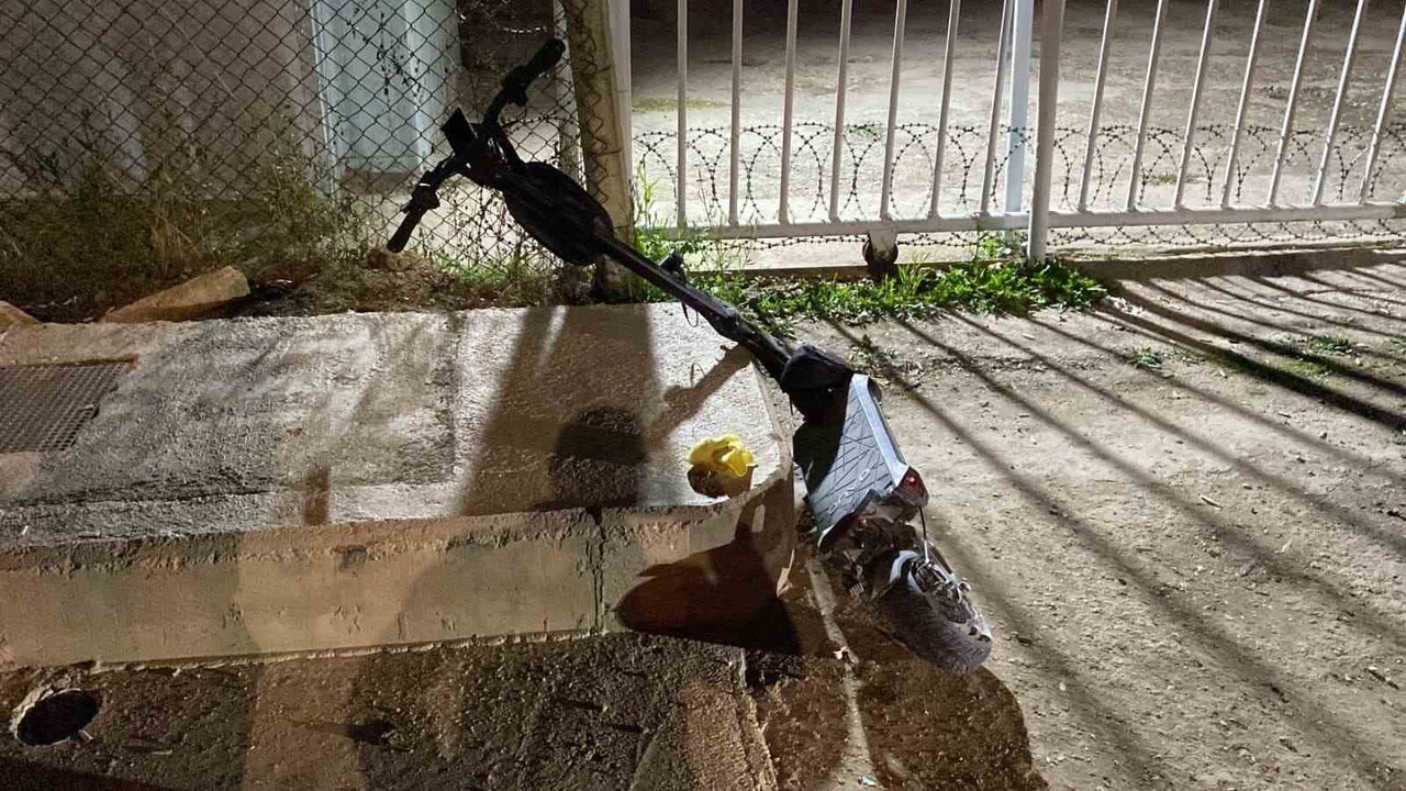 BURSA'NIN İNEGÖL İLÇESİNDE MEYDANA GELEN KAZADA OTOMOBİL İLE ÇARPIŞAN SCOOTER SÜRÜCÜSÜ AĞIR...