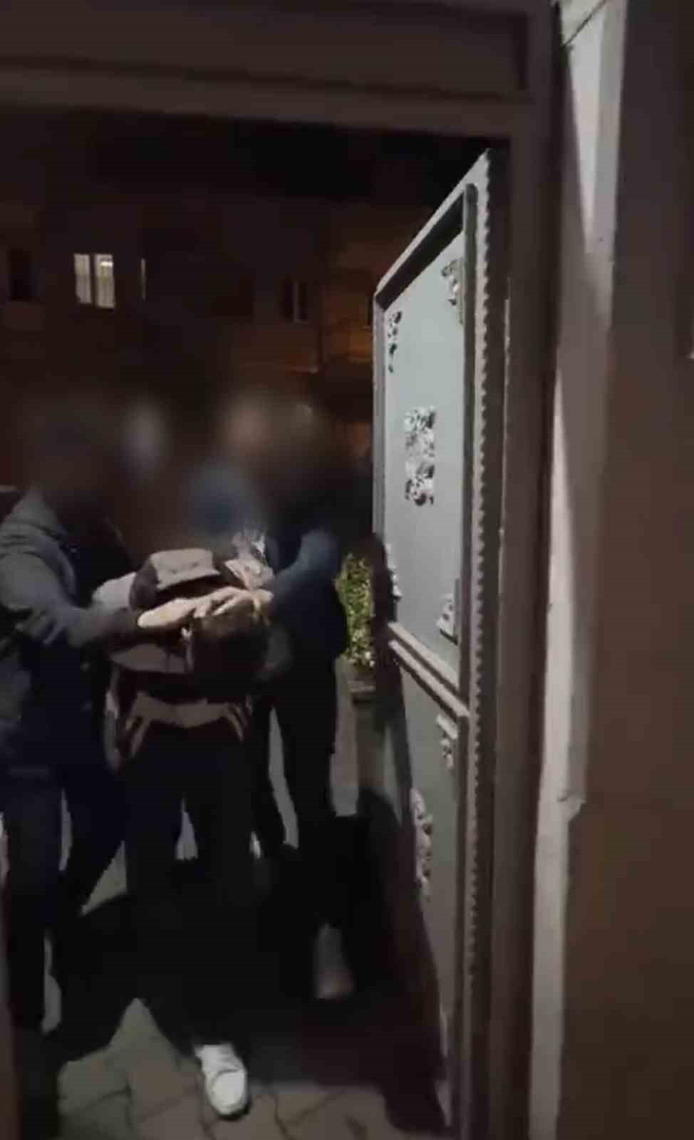 BURSA’DA HIRSIZLIK YAPAN ŞAHISTAN 1 KİLO 375 GRAM UYUŞTURUCU ELE GEÇİRİLDİ