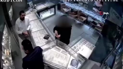 Büyükçekmece ve Esenyurt’ta sahte altınlarla kuyumcuları dolandıran kadın yakalandı