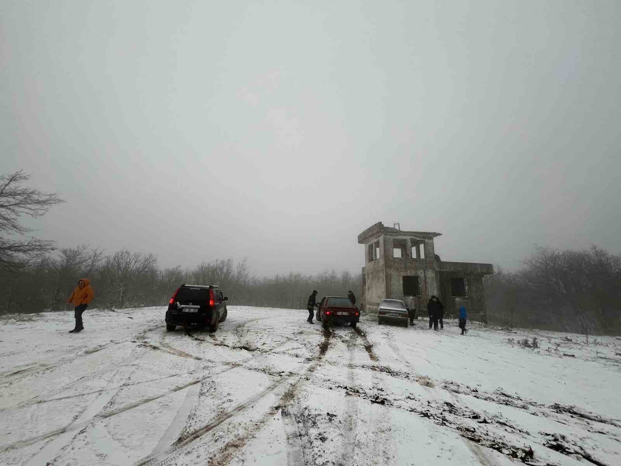 ÇANAKKALE’DE ÇAN VE BAYRAMİÇ İLÇELERİNDE MEVSİMİN İLK KARI YAĞDI. KAR YAĞIŞI SONRASI KARTPOSTALLIK...