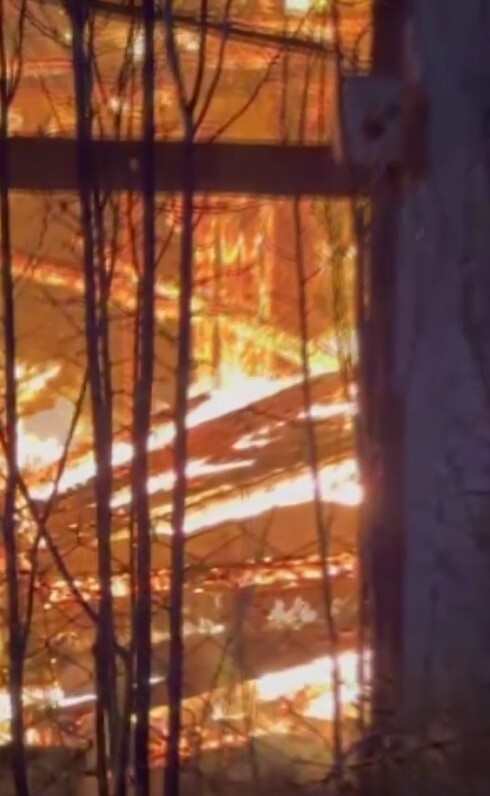 ÇANKIRI’NIN ILGAZ İLÇESİNDE BİR KÖYDE ÇIKAN YANGINDA İKİ EV YANARAK KULLANILMAZ HALE...