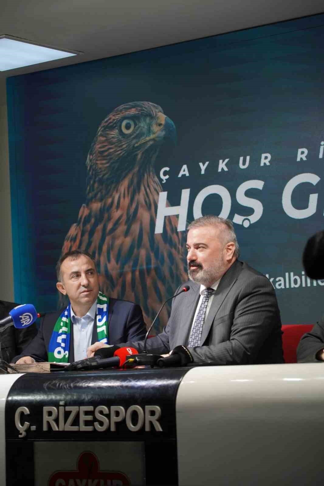 ÇAYKUR RİZESPOR, YENİ TEKNİK DİREKTÖRÜ RECEP UÇAR İLE 1.5 YILLIK SÖZLEŞME İMZALADI.