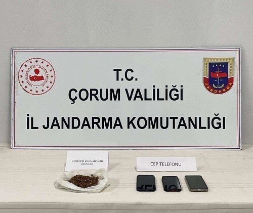 ÇORUM’DA JANDARMA EKİPLERİNİN DÜZENLEDİĞİ OPERASYONDA, BİR KÖY EVİNE ÖZEL İKLİMLENDİRME SİSTEMİ...