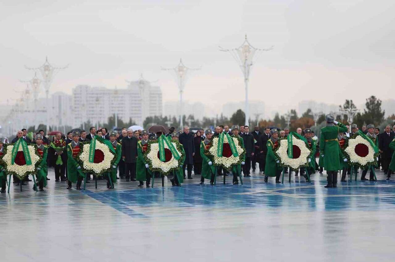 CUMHURBAŞKANI RECEP TAYYİP ERDOĞAN, ULUSLARARASI BARIŞ VE GÜVEN FORUMU'NA KATILMAK ÜZERE GELDİĞİ...