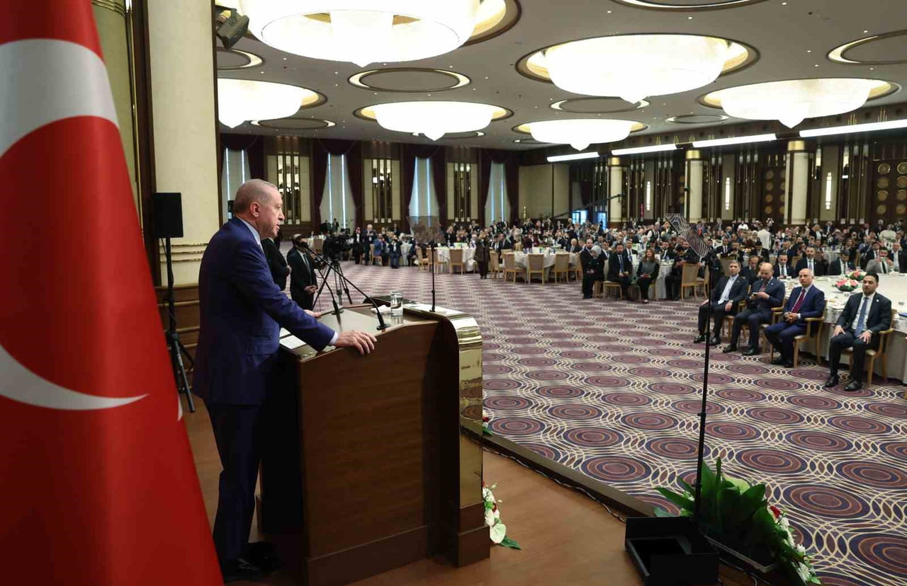 CUMHURBAŞKANI RECEP TAYYİP ERDOĞAN, ULUSLARARASI DEMOKRATLAR BİRLİĞİ HEYETİNİ KABUL PROGRAMI'NDA...