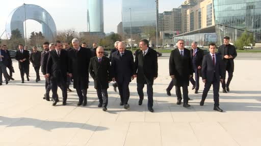 Cumhurbaşkanı Yardımcısı Cevdet Yılmaz, Azerbaycan'da 8 Kasım Zafer Anıtı, Haydar Aliyev'in...