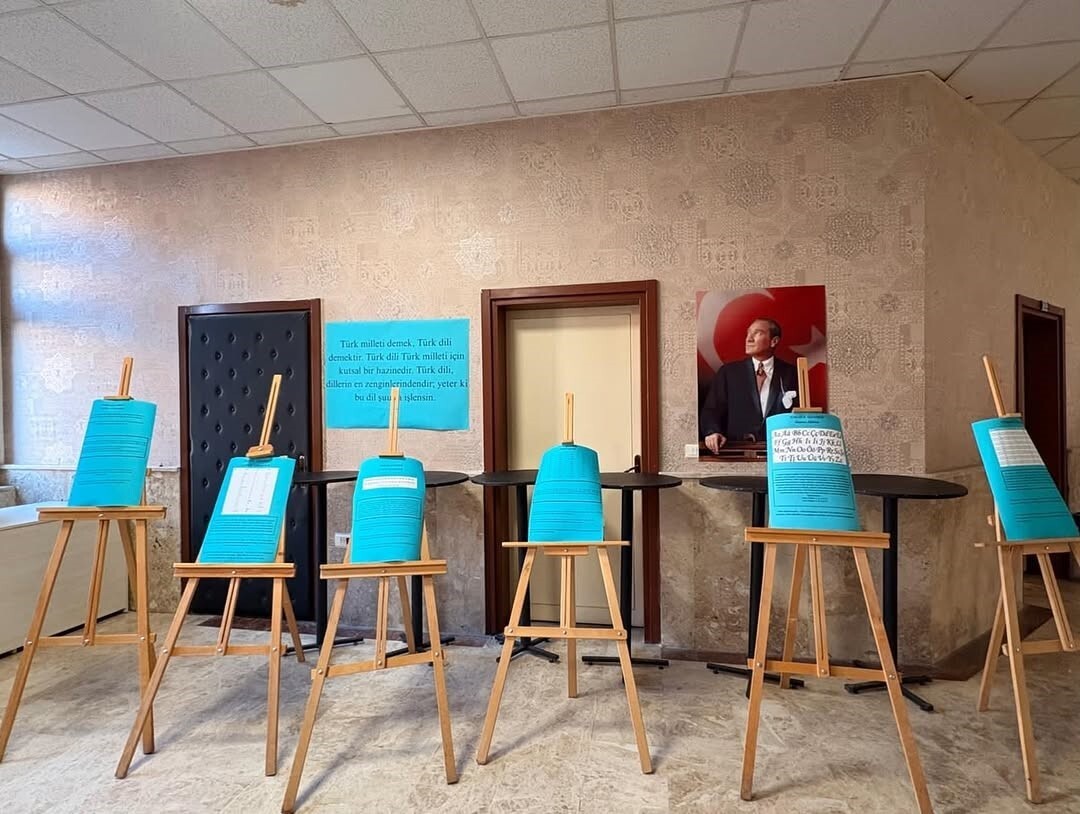 DENİZLİ’DE UNESCO’NUN İLAN ETMİŞ OLDUĞU ULUSLARARASI DÜNYA TÜRK DİLİ AİLESİ GÜNÜ KUTLAMALARI...