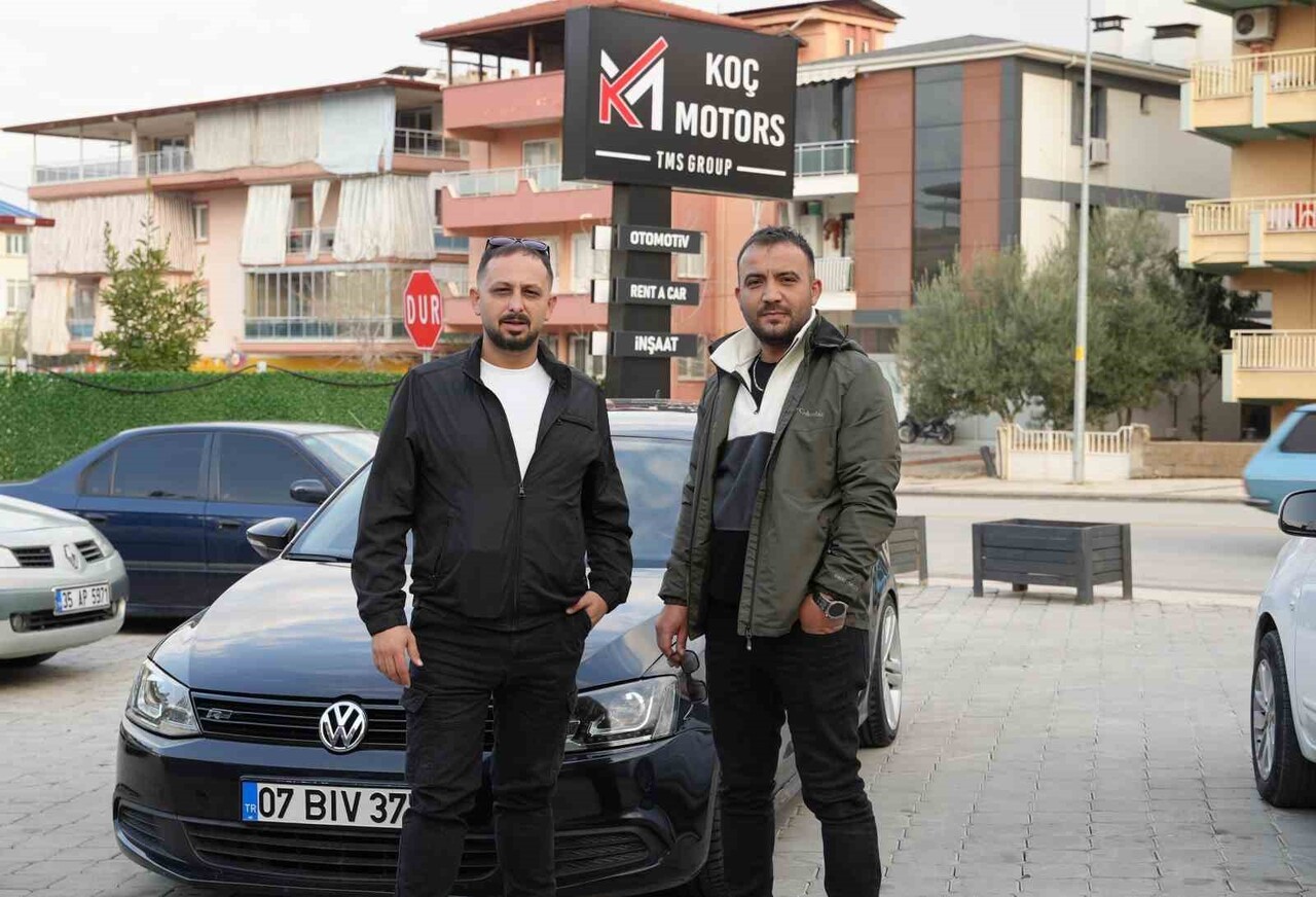 DENİZLİ’DE UZUN YILLARDIR OTOMOTİV SEKTÖRÜNDE HİZMET VEREN GALERİCİLER, İKİNCİ EL PİYASASINDAKİ...