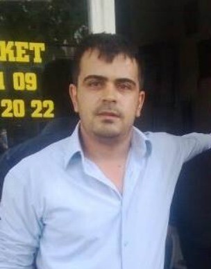 DENİZLİ’NİN ACIPAYAM İLÇESİNDE MEYDANA GELEN EV YANGININDA İÇERİDE MAHSUR KALAN BİR KİŞİ HAYATINI...