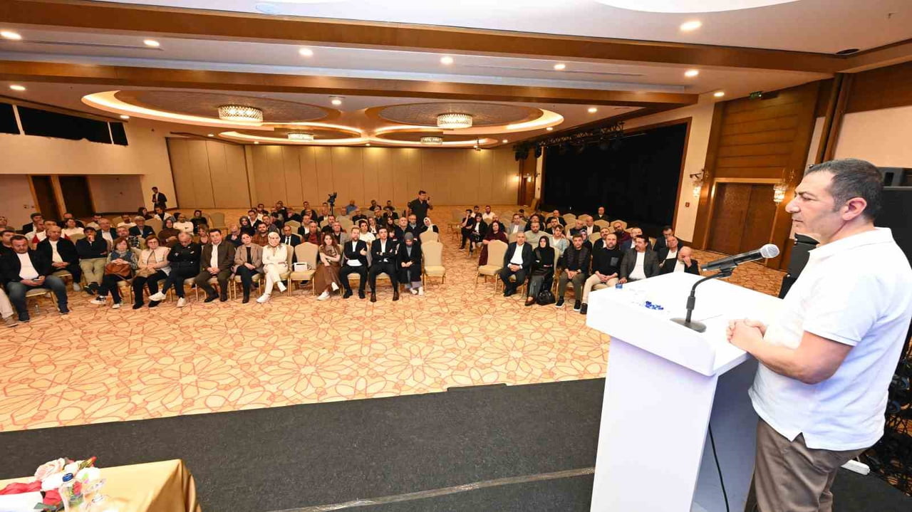 DENİZLİ TİCARET ODASI (DTO), MESLEK KOMİTELERİ ORTAK İSTİŞARE TOPLANTISI'NI YAPTI. MECLİS ÜYELERİ...