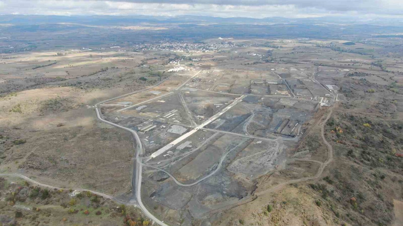 DEVREKANİ BELEDİYE BAŞKANI ENGİN ALTIKULAÇ, 500 KİŞİYE İSTİHDAM AĞLAMASI HEDEFLENEN TARIMA DAYALI...