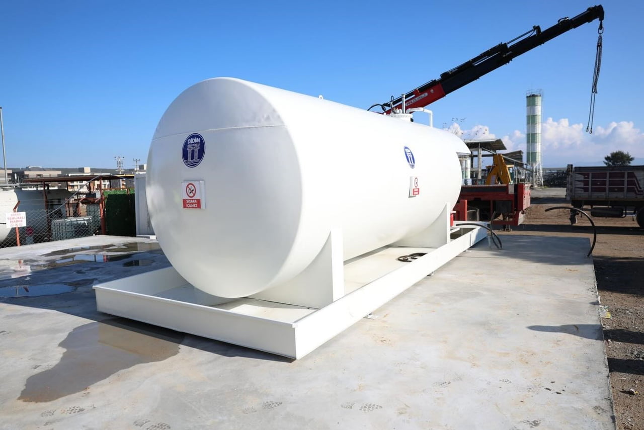 DİDİM BELEDİYESİ, SAHA ÇALIŞMALARINDA HIZ VE VERİMLİLİĞİ ARTIRMAK AMACIYLA YAKIT DOLUM TANKERİ...