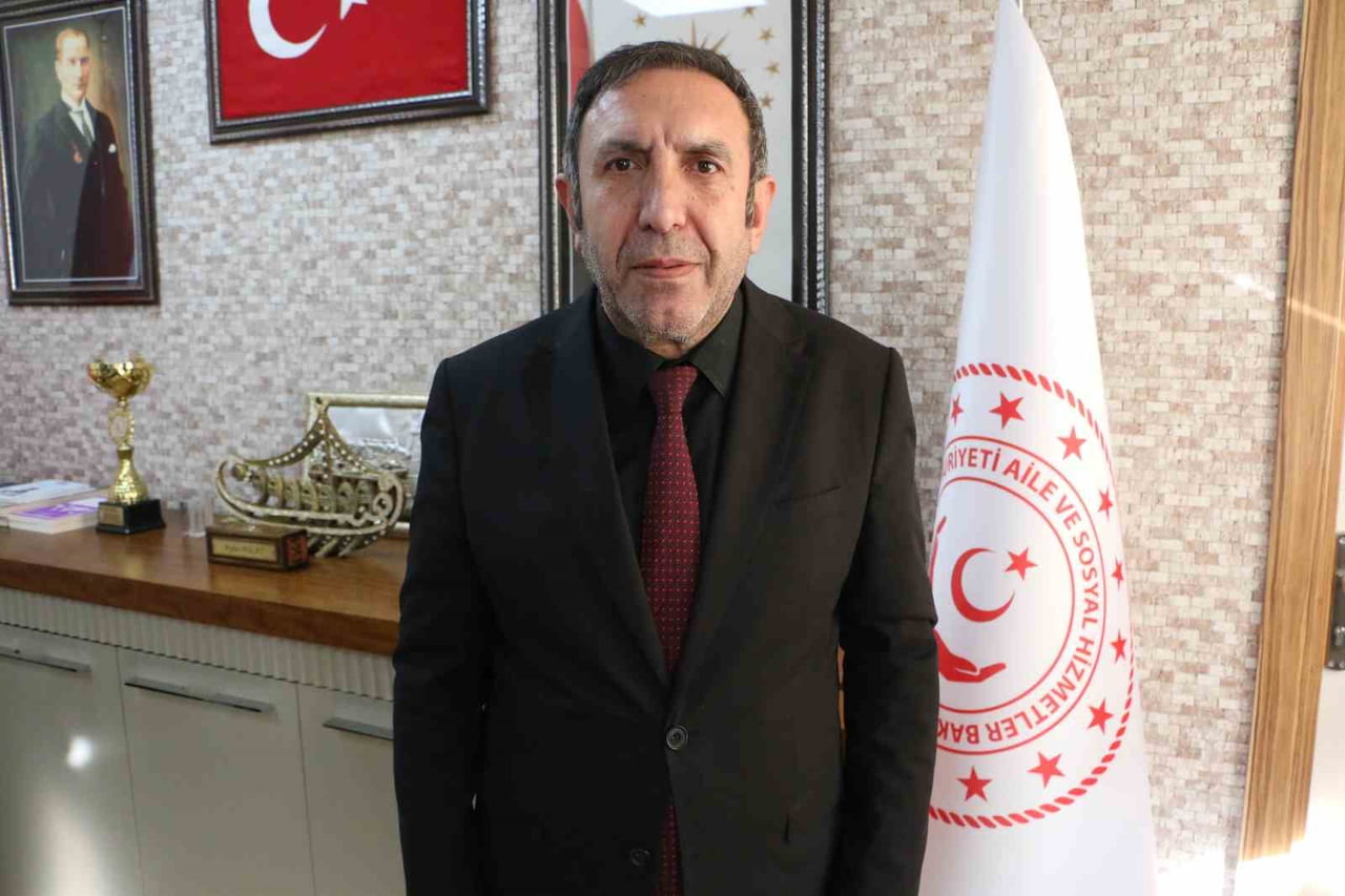 DİYARBAKIR AİLE VE SOSYAL POLİTİKALAR İL MÜDÜRÜ AYDIN POLAT, 2 MİLYON NÜFUSU İLE HİZMET VERDİĞİMİZ...