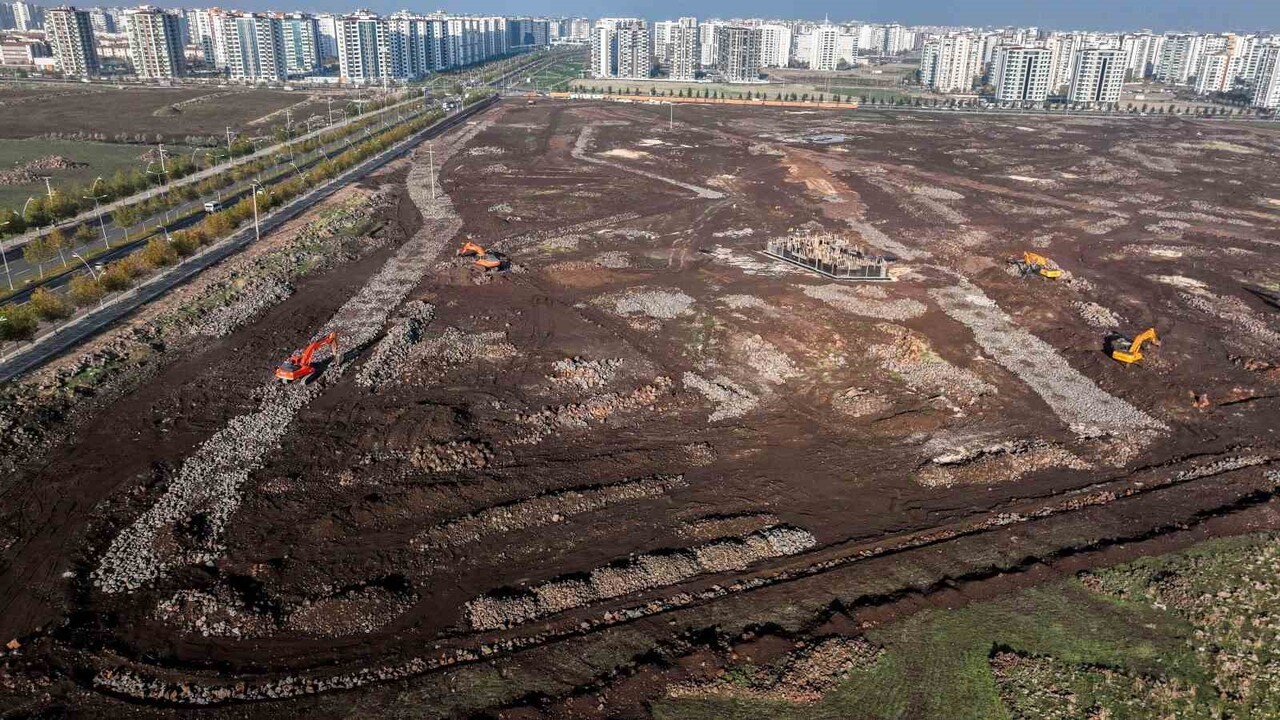 DİYARBAKIR BÜYÜKŞEHİR BELEDİYESİNİN, VİZYON PROJELERİNDEN BİRİ OLAN HİZMETE GİRDİĞİNDE HER KESİMİN...