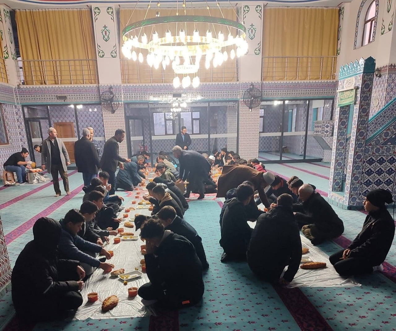 DİYARBAKIR’IN ÇERMİK İLÇE MÜFTÜLÜĞÜ TARAFINDAN SABAH NAMAZINDA, CAMİ-GENÇLİK BULUŞMASI...