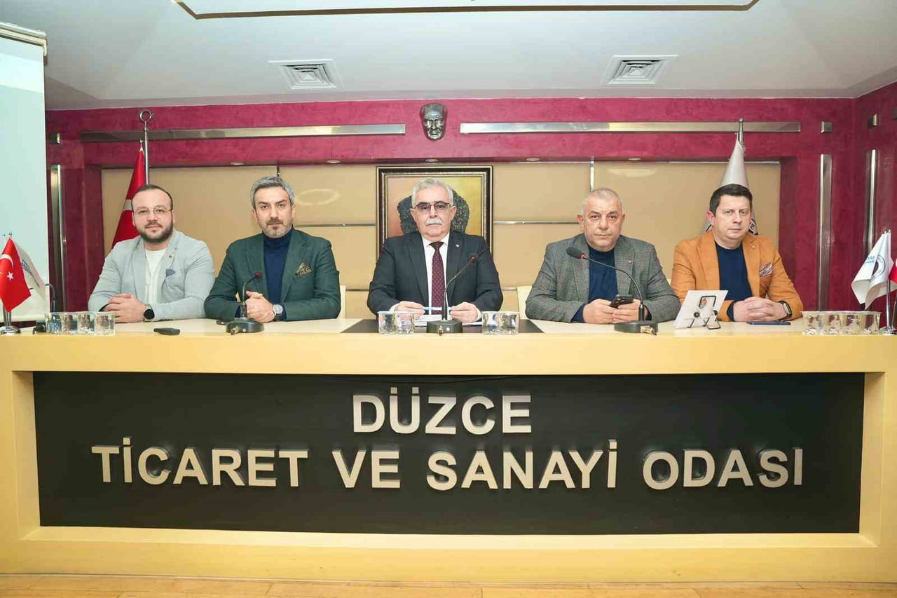 DTSO ARALIK AYI OLAĞAN MECLİS TOPLANTISI ŞEHİT EMNİYET MÜDÜRÜ UFUK BAYSAN TOPLANTI SALONUNDA...