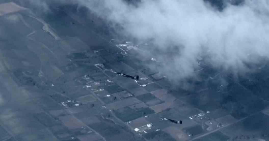 DÜNYA HAVACILIK TARİHİNDE İLKLERİ GERÇEKLEŞTİREN BAYRAKTAR KIZILELMA İNSANSIZ SAVAŞ UÇAĞI, AKILLI...